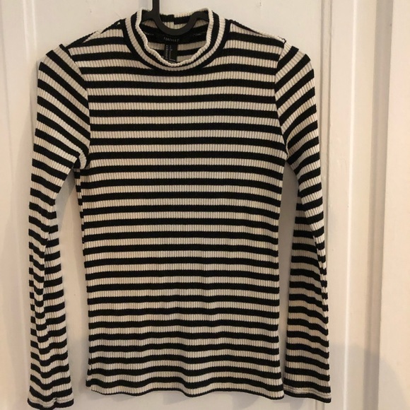 Turtleneck - Picture 1 of 1